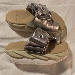 4CCCCEES Mellow Glow Toe Loop Platform Sandal - Women's EU 36/US 6